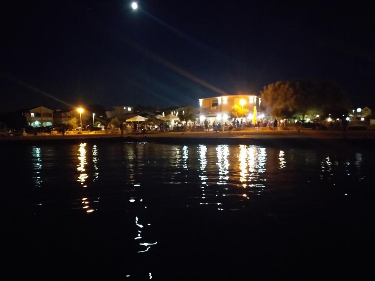 Familien Ferienhaus Vir Croatia 150M Strand Restaurant Einkaufen Extérieur photo